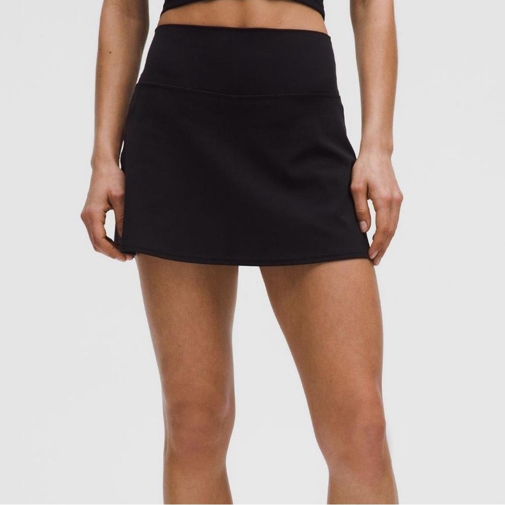 [SOLD] NWT Lululemon Align Skirt (Black) Size 4